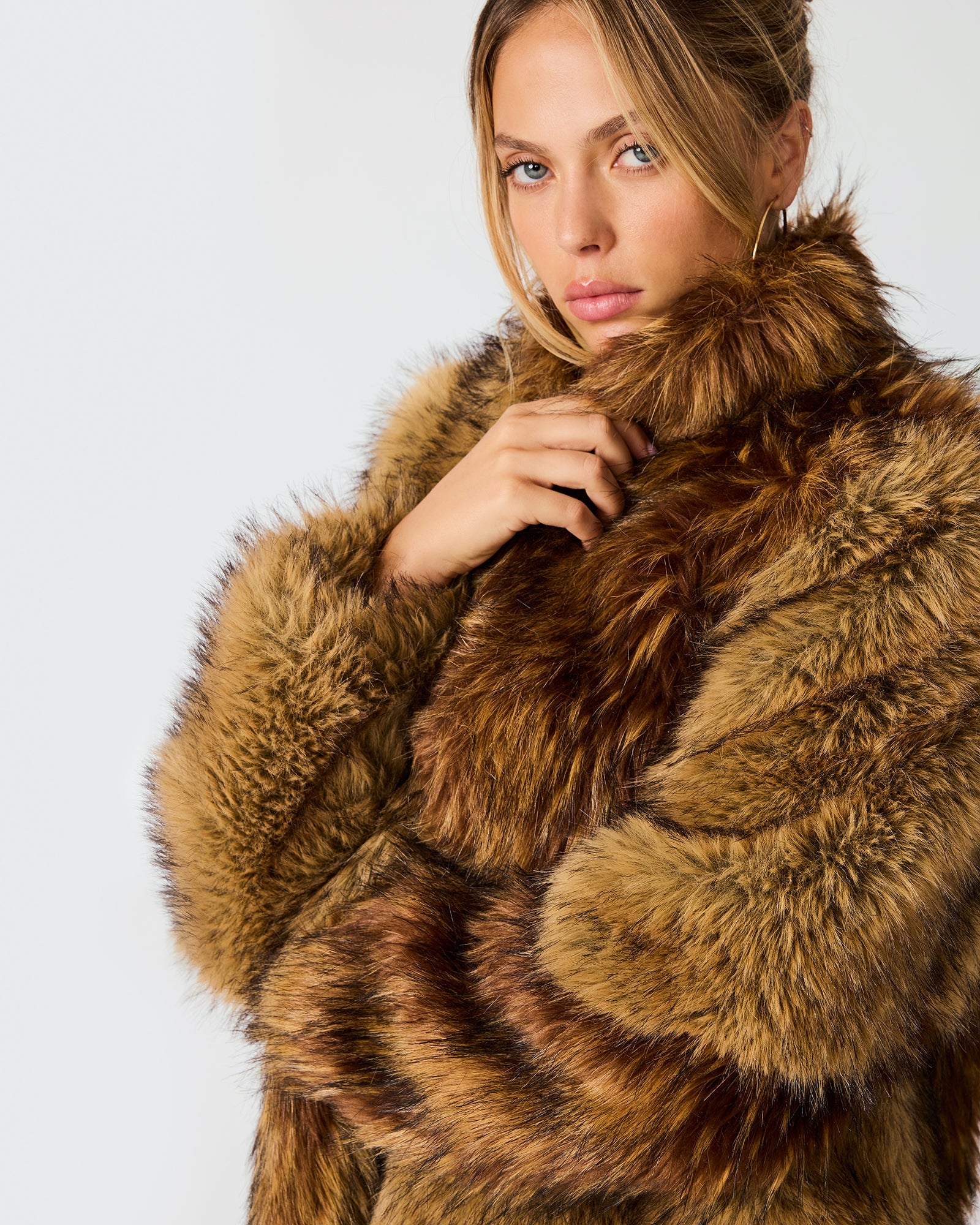 NORIE COAT HONEY