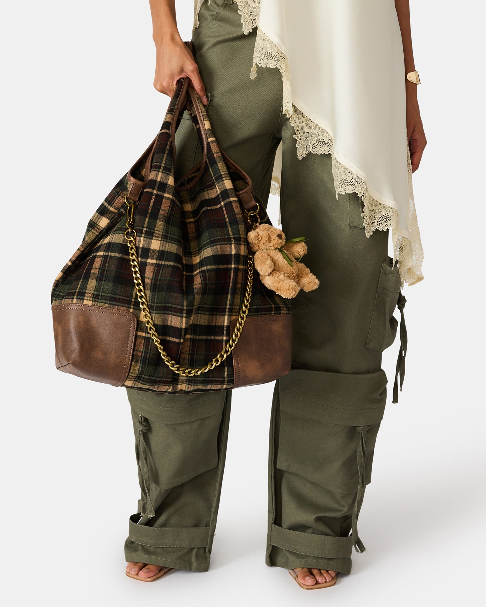 GRUNGY BAG PLAID
