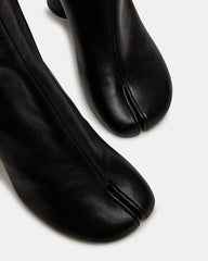 CARO BLACK LEATHER