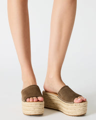TARINA TAUPE SUEDE