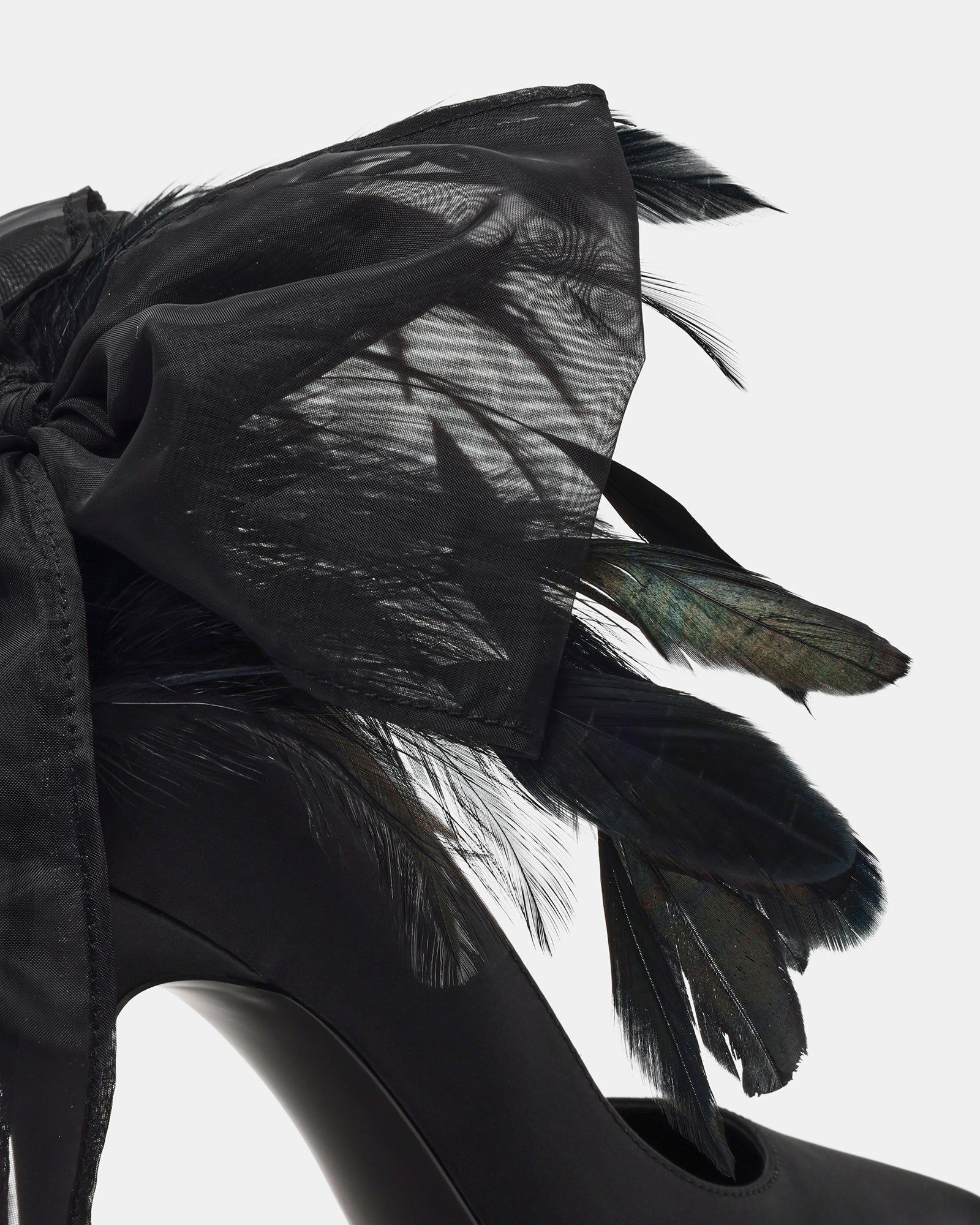 VIRTUES BLACK